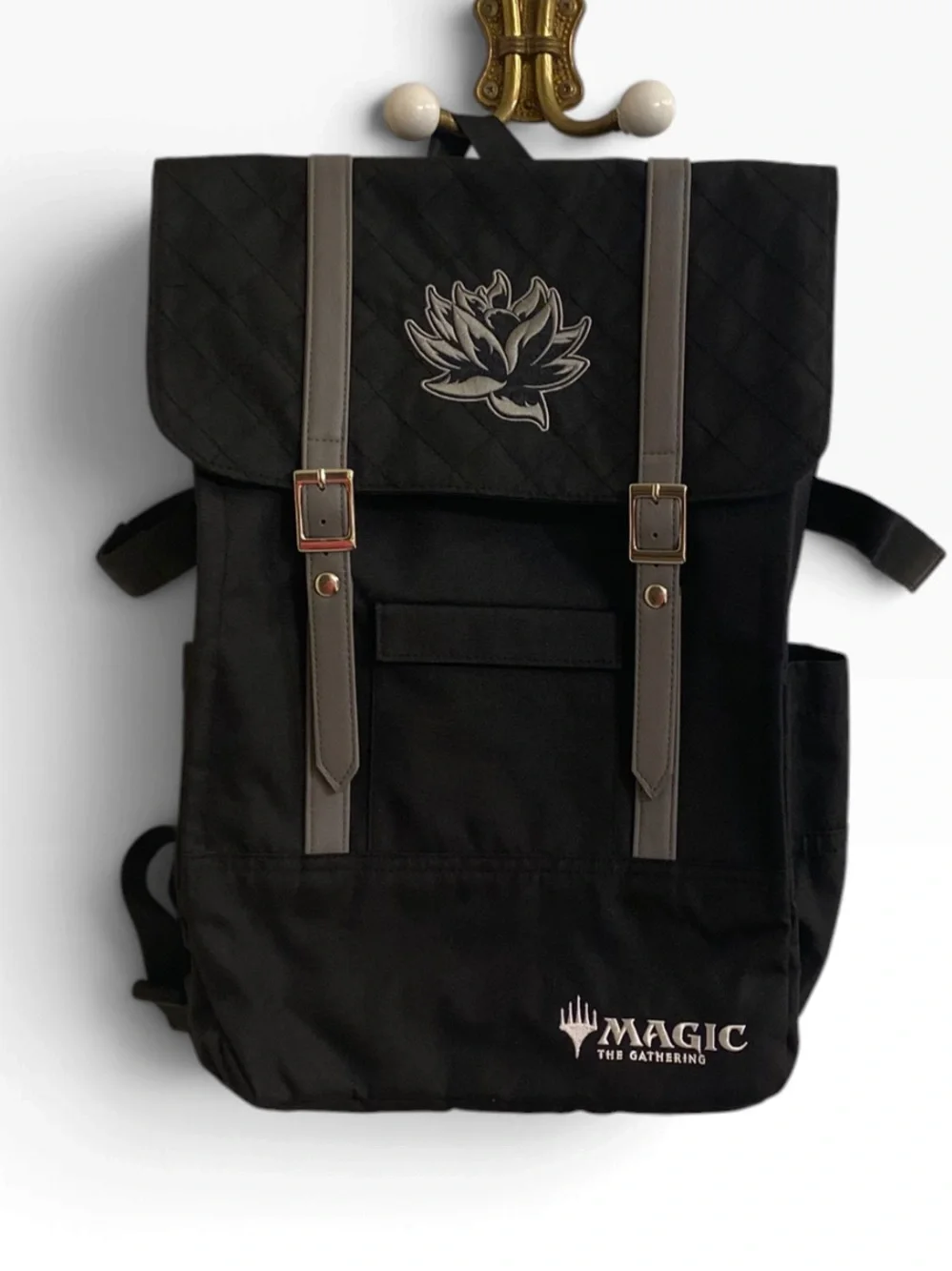 MAGIC THE GATHERING COLLECTORS BACKPACK BLACK AND GRAY LOTUS FLOWER BRAND NEW!